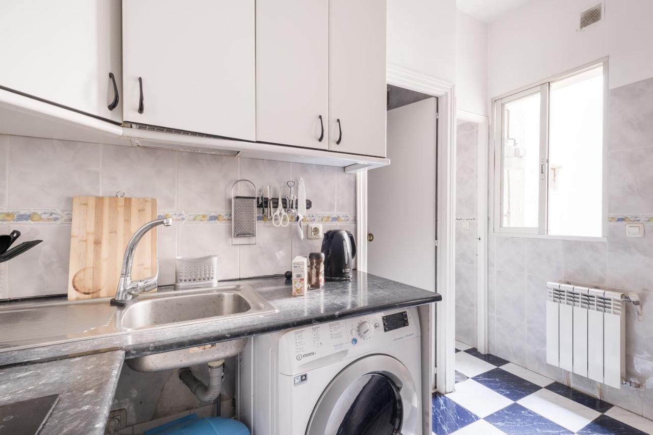 Comfy 4 Rooms Apt In The Heart Of Chueca Madrid Ngoại thất bức ảnh