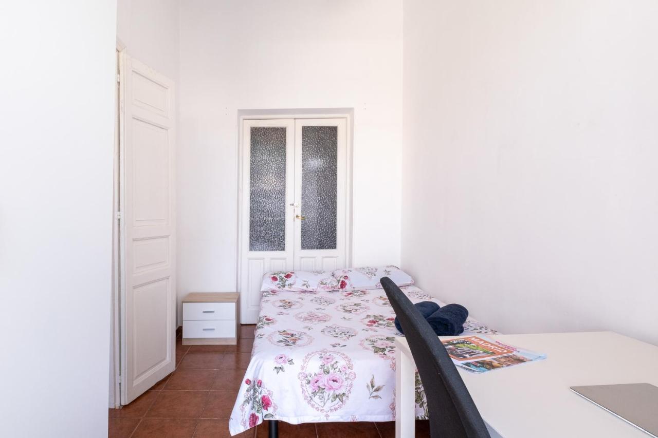 Comfy 4 Rooms Apt In The Heart Of Chueca Madrid Ngoại thất bức ảnh
